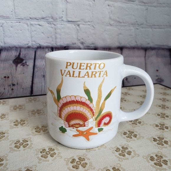 Vintage 90s Puerto Vallarta Tourist Mug Retro 80s Beach Seashell Kitschy Decor - Picture 1 of 6